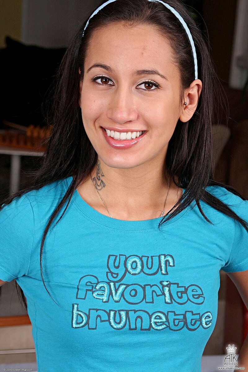 Карина, 33